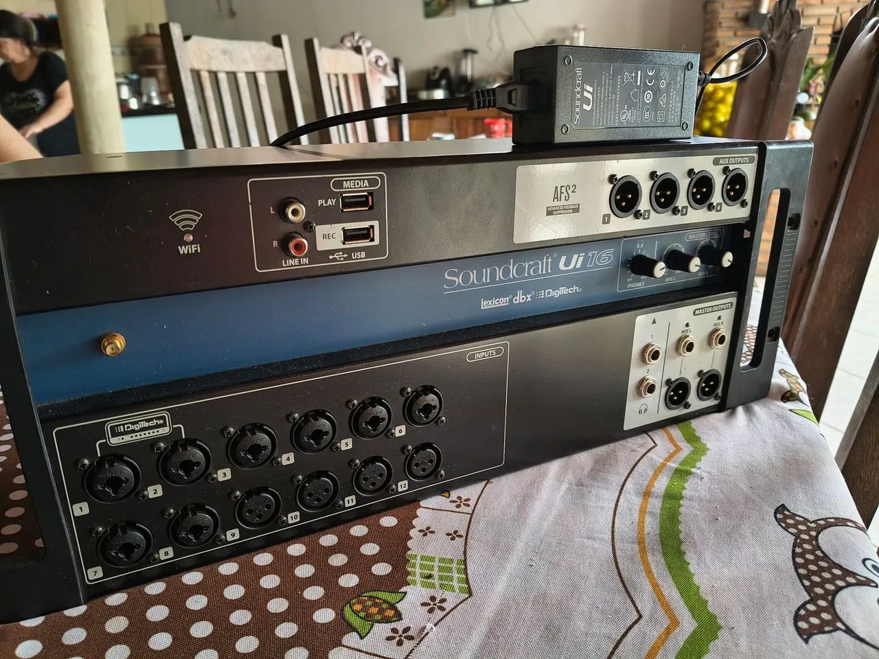 Sound Craft UI16