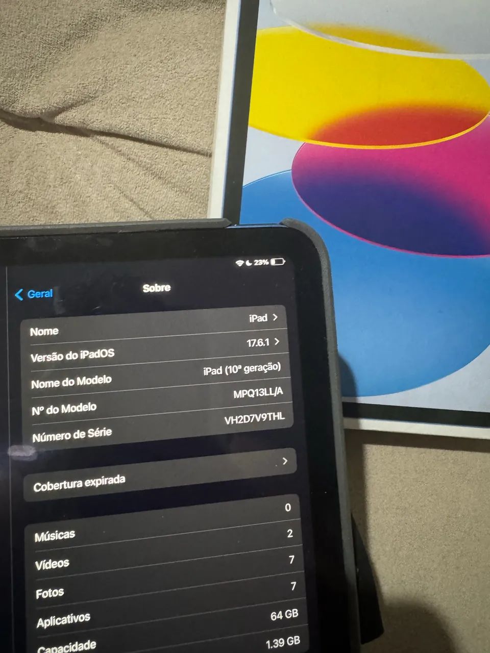 iPad 10 Geração com capa Logitech com teclado e mouse touch - Foto 4