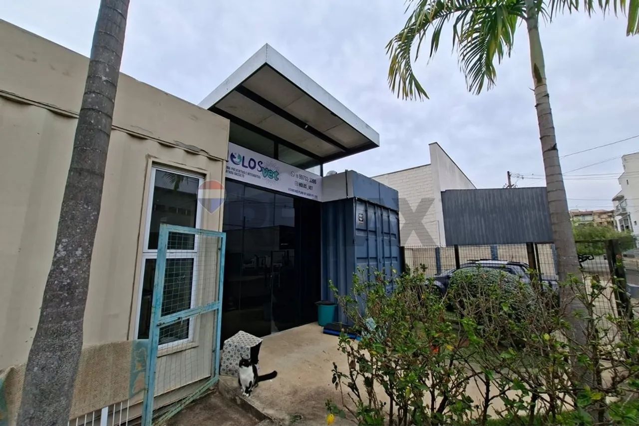 Imóvel Comercial de Esquina em Amparo  Arquitetura Container, 3 Vagas e Excelente Localiza - Foto 5
