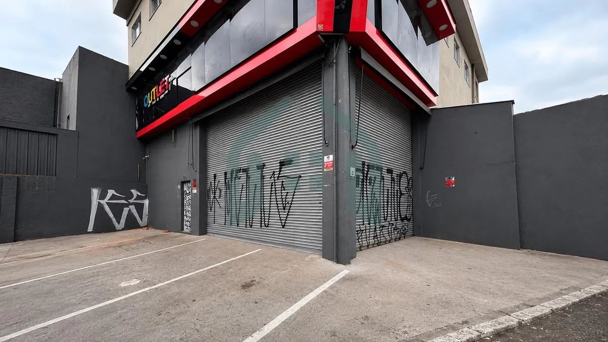 GALPÃO PARA LOCAÇÃO - 350M² - JD UTINGA - SANTO ANDRÉ.