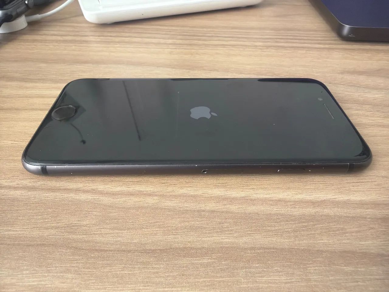 iPhone 8 - 256GB - Bateria 77% Super Novo - Foto 3