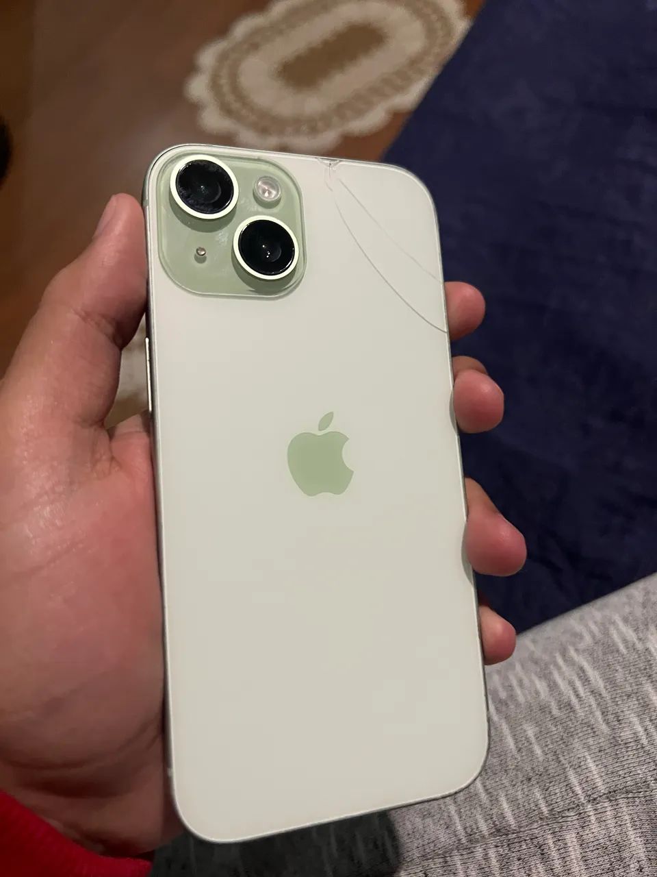 iPhone 15 Verde  - Foto 2