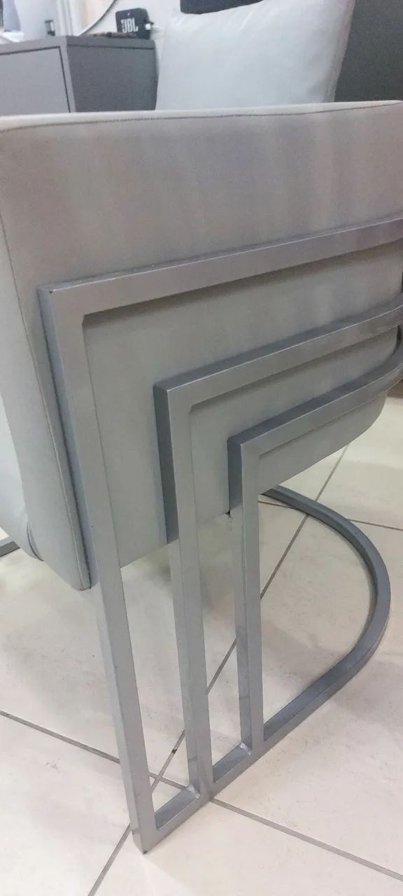 Poltrona cadeira design moderno 