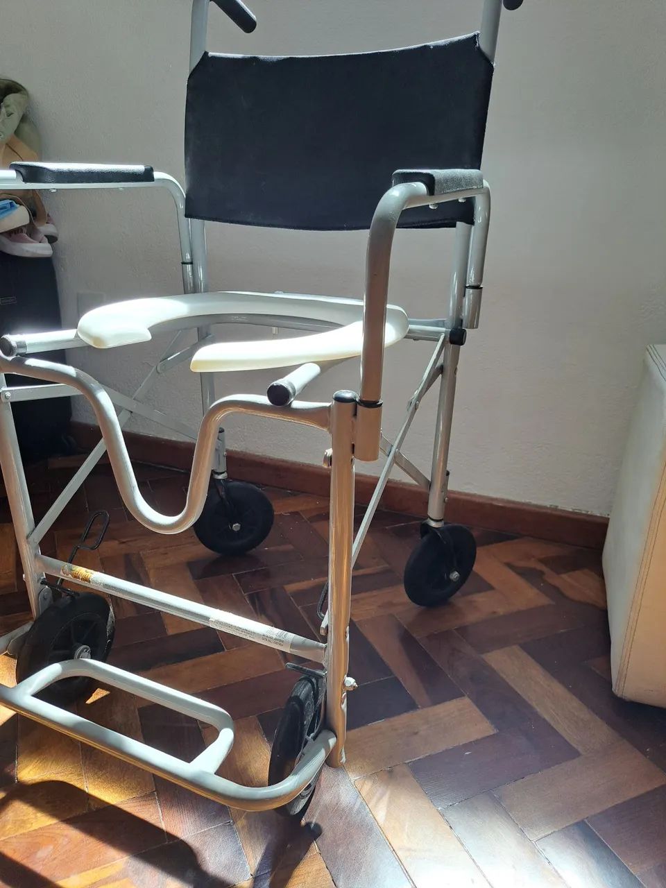 Cadeira de banho  - Foto 2