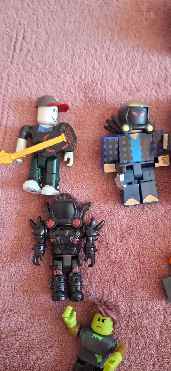 Bonecos Roblox  - Foto 2