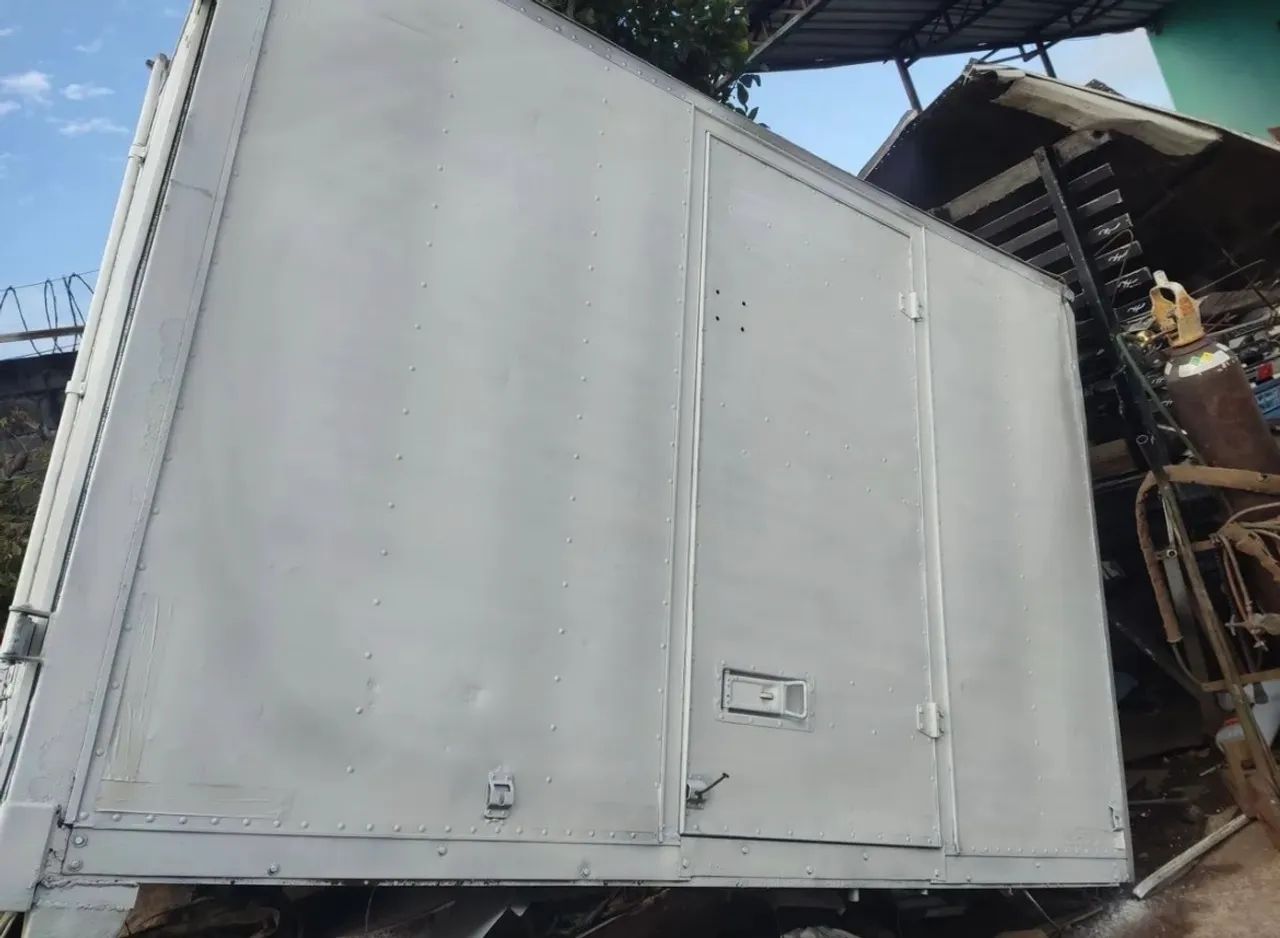 Baú refrigerado 