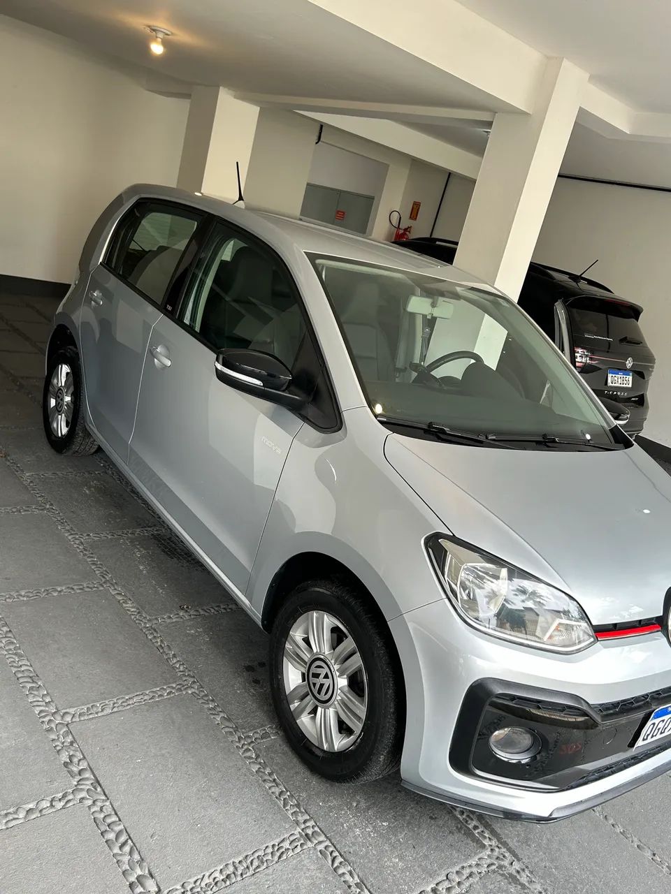 Volkswagen Up! up! move 1.0 TSI Total Flex 12V 5p 2019