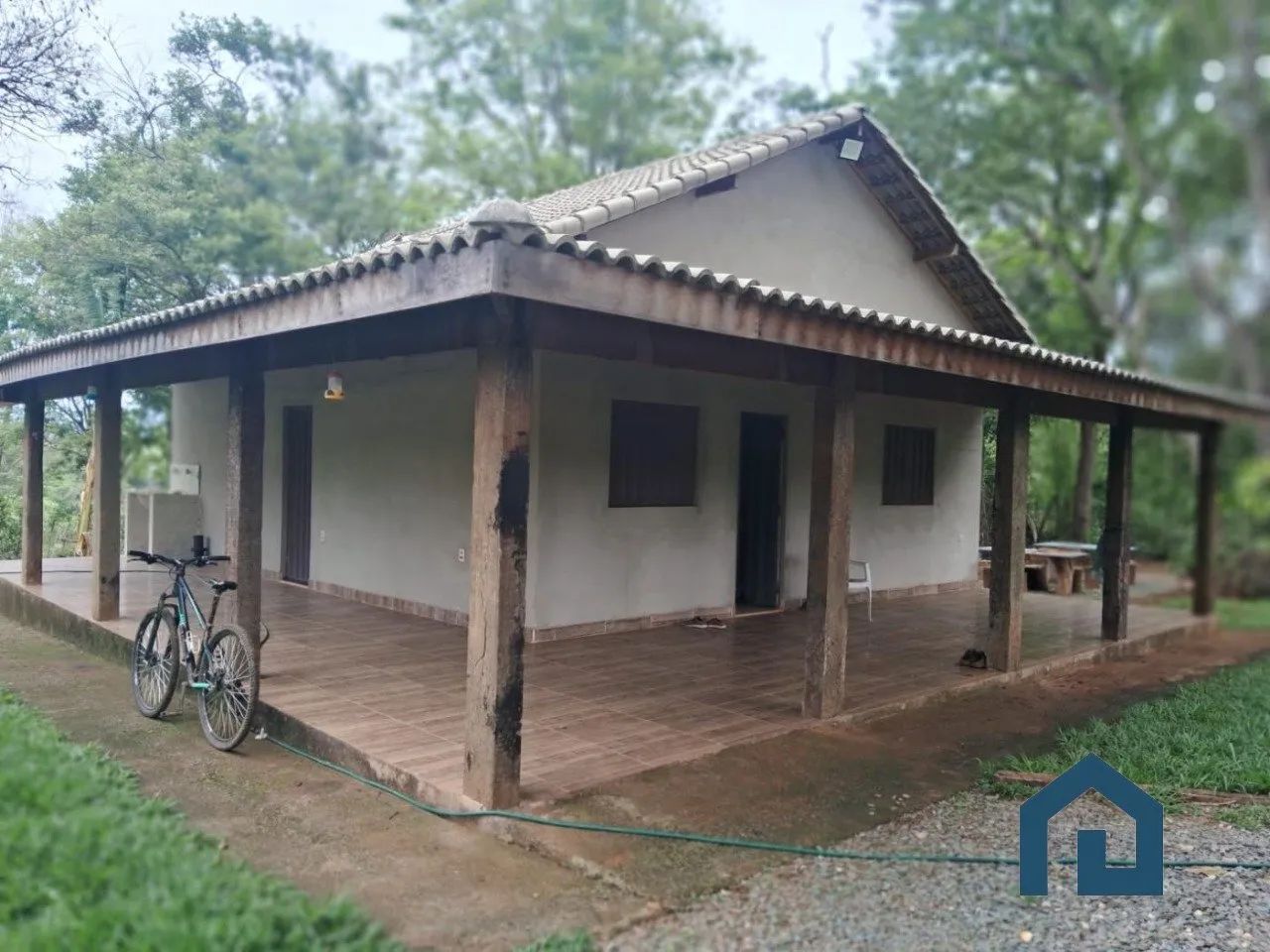 SÍTIO EM PARAOPEBA
