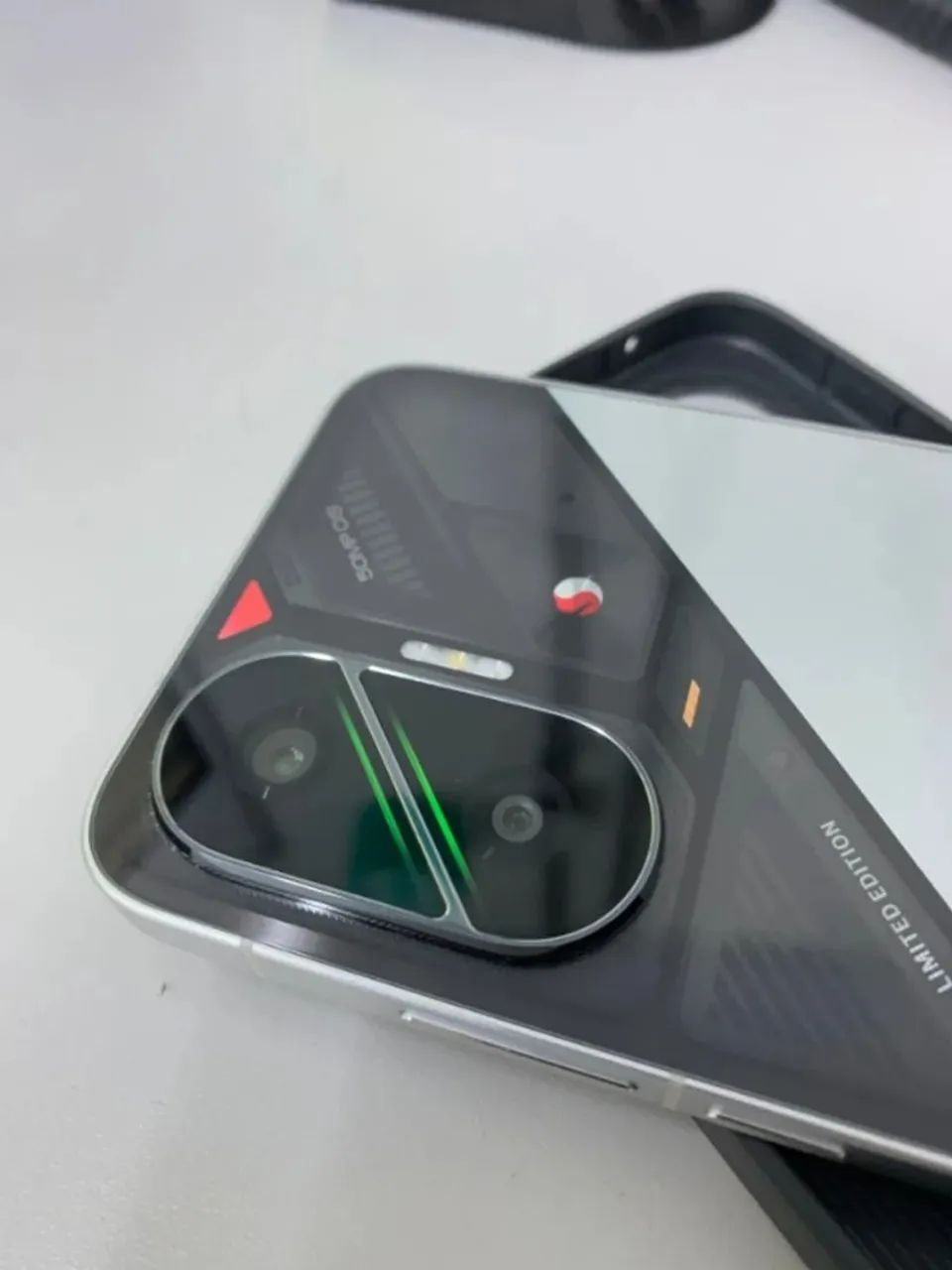 Poco f7 - Foto 3