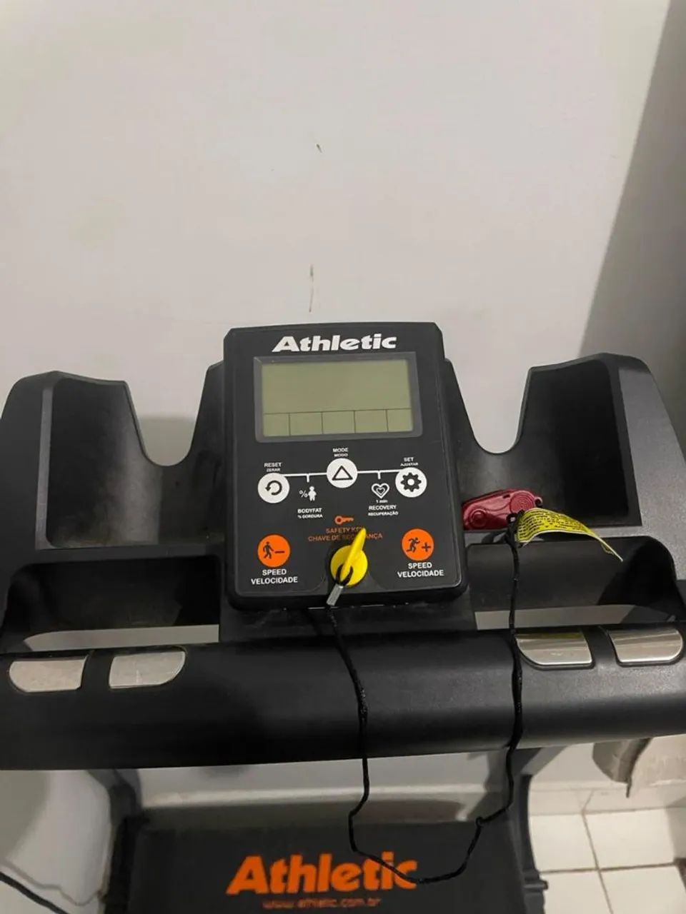 Esteira Atlhetic Performance 410T - Foto 2