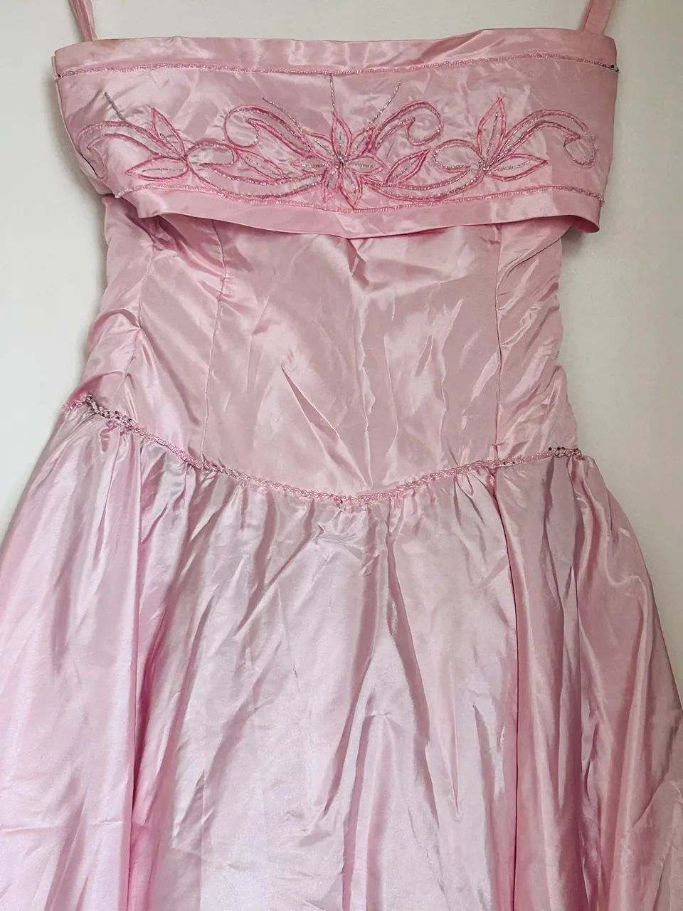 Vestido rosa delicado