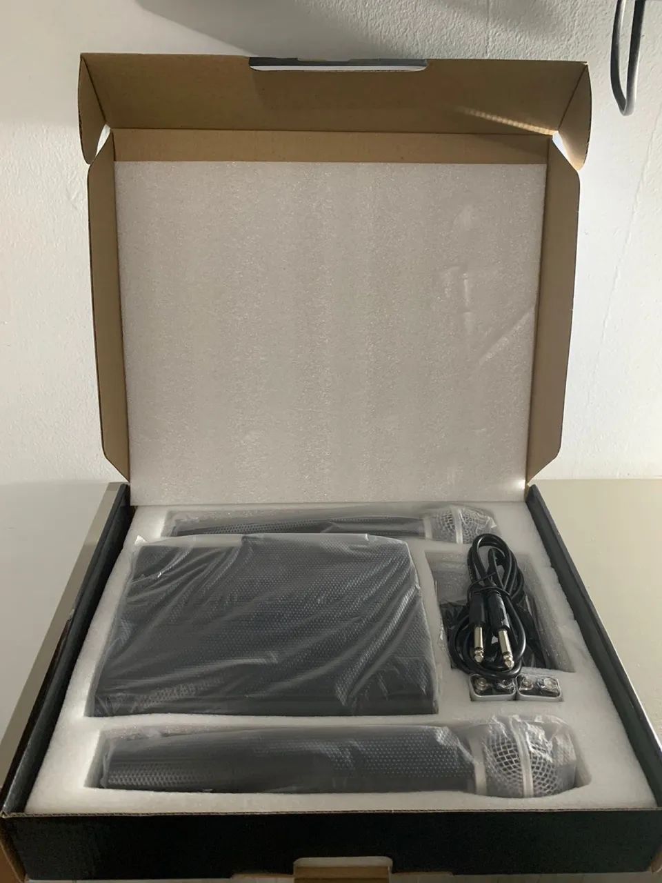 Microfone sem Fio Duplo UHF Profissional Wireless(novo e com garantia)