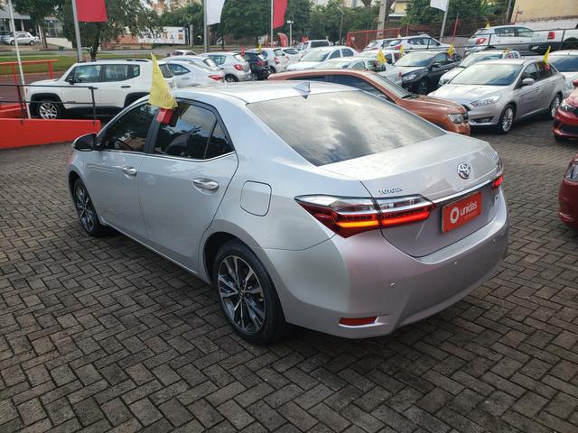 Corolla Altis Aut. 2.0 2018 *Top de Linha - Foto 12