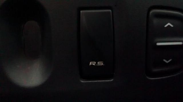 RENAULT SANDERO SPORT 2.0 RS - Foto 6