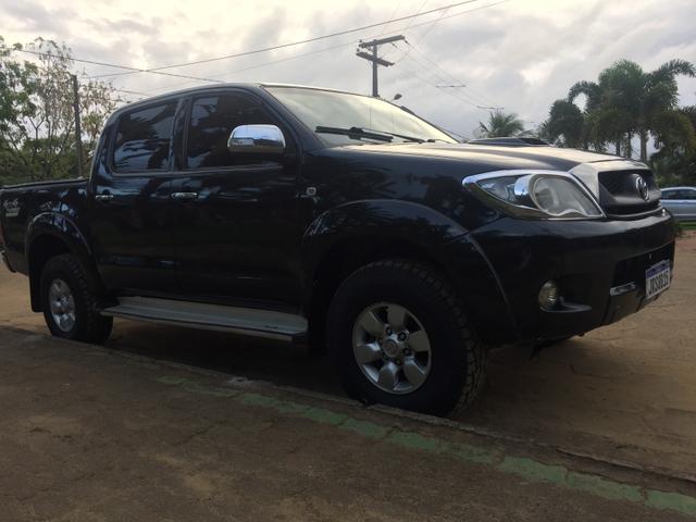 Hilux CD Srv 3.0 Turbo diesel 4x4 automática - Foto 2
