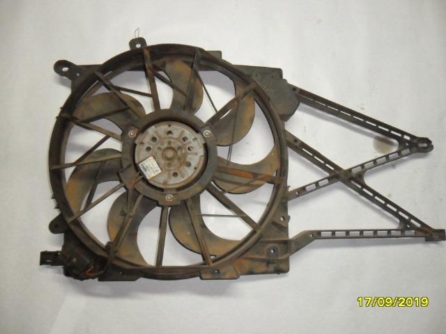 Conjunto carenagem e ventoinha GM Vectra 2009