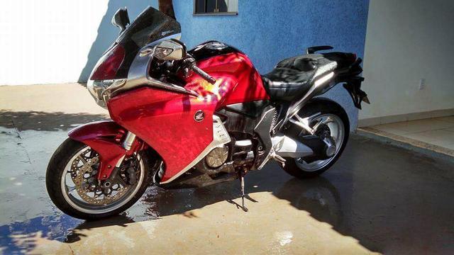 VFR 1200f