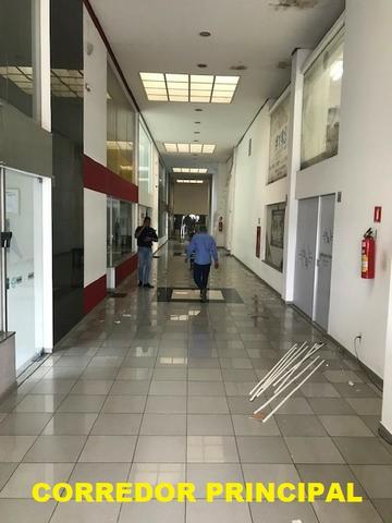 Gigantesca sala comercial, na Av. Fernando Correa - Foto 12