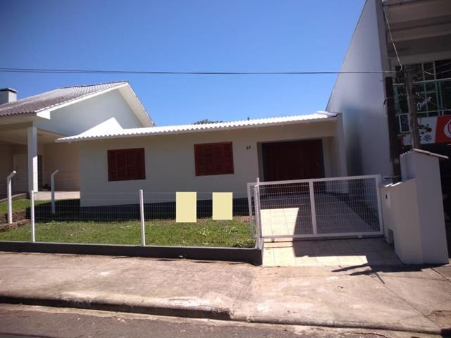 Casa para alugar com 2 dormitórios em , cod:I-024038