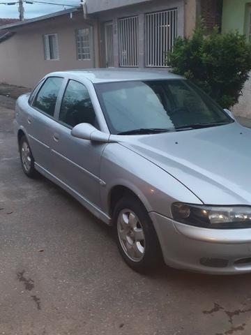 Vectra 99 GLS , 8 valvula, potencia 2.2, gasolina