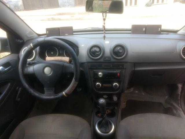 Vendo um Voyage - Foto 4