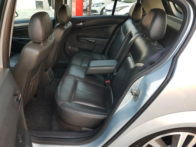 Vectra GTX 2010 Manual C/ 99 mil km Originais GT-X - Foto 14