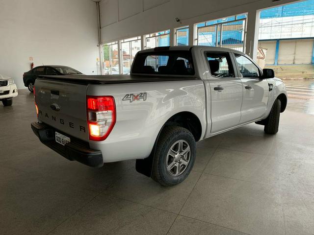 Com ipva 2020 pago.ranger 2.2 xls diesel 4x4 manual impecável, 32.000km - Foto 4