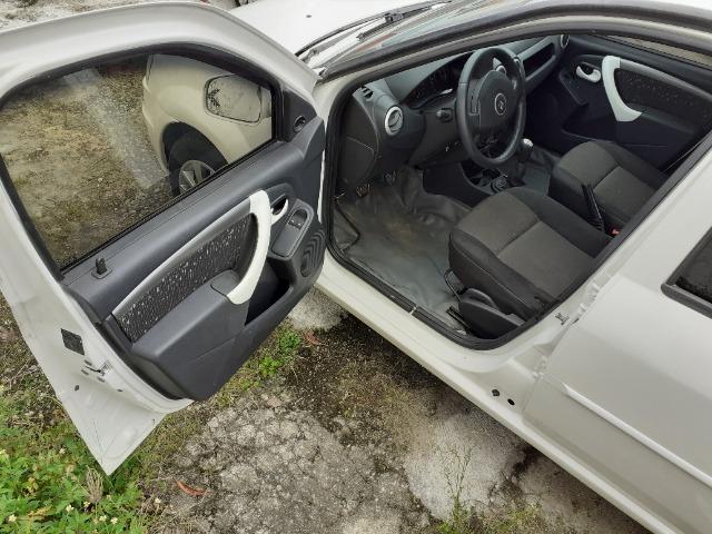 Logan EXP16; 2011; GNV; 1.6; R$ 13.900,00 - Foto 10