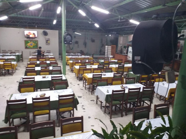 CHURRASCARIA E RESTAURANTE CUMBICA - Foto 4