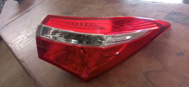 Lanterna Corolla 2015 2016 2018 2018 sem led - Foto 3