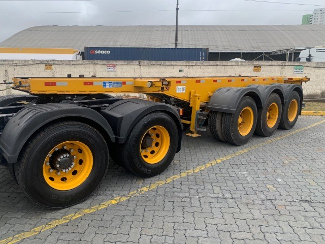 CARRETA PORTA CONTAINER 20 PÉS 3 EIXOS VENDA OU LOCAÇAO