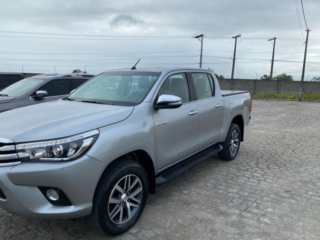 TOYOTA HILUX SRX 2017
