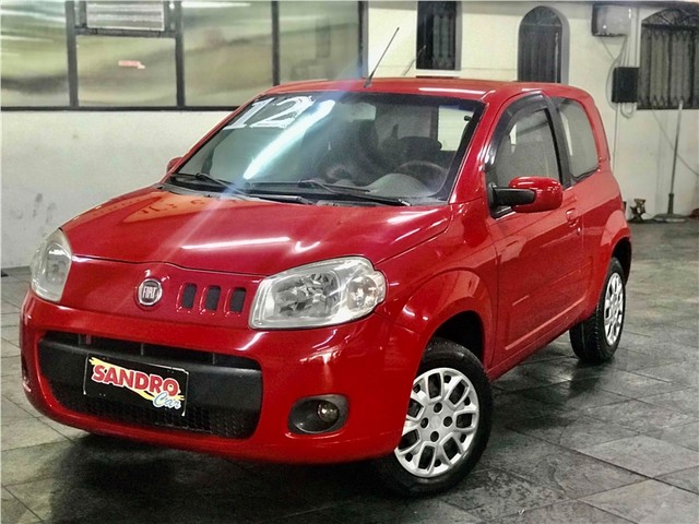 FIAT UNO 2012 1.0 EVO VIVACE 8V FLEX 2P MANUAL