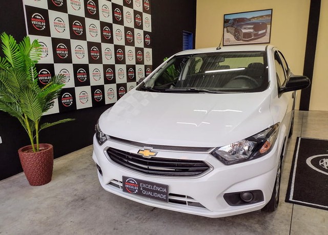 CHEVROLET ONIX JOY _4P_