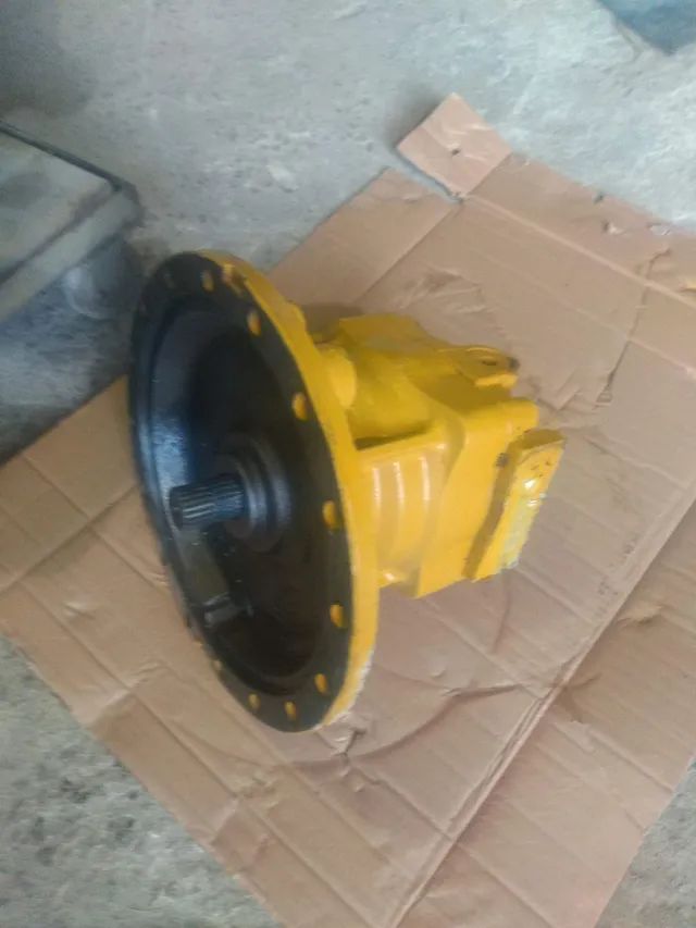 Motor hidráulico giro escavadeira 320C Caterpillar  - Foto 4