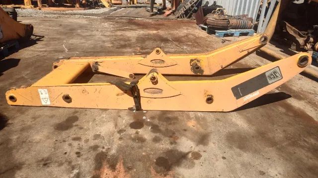 Braço ?H? (Braço carregadeira) Retroescavadeira JCB 4CX p/n 128/G7704 - Foto 2