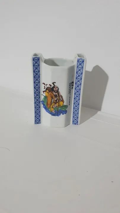 Porta Canetas porcelana chinesa anos 70