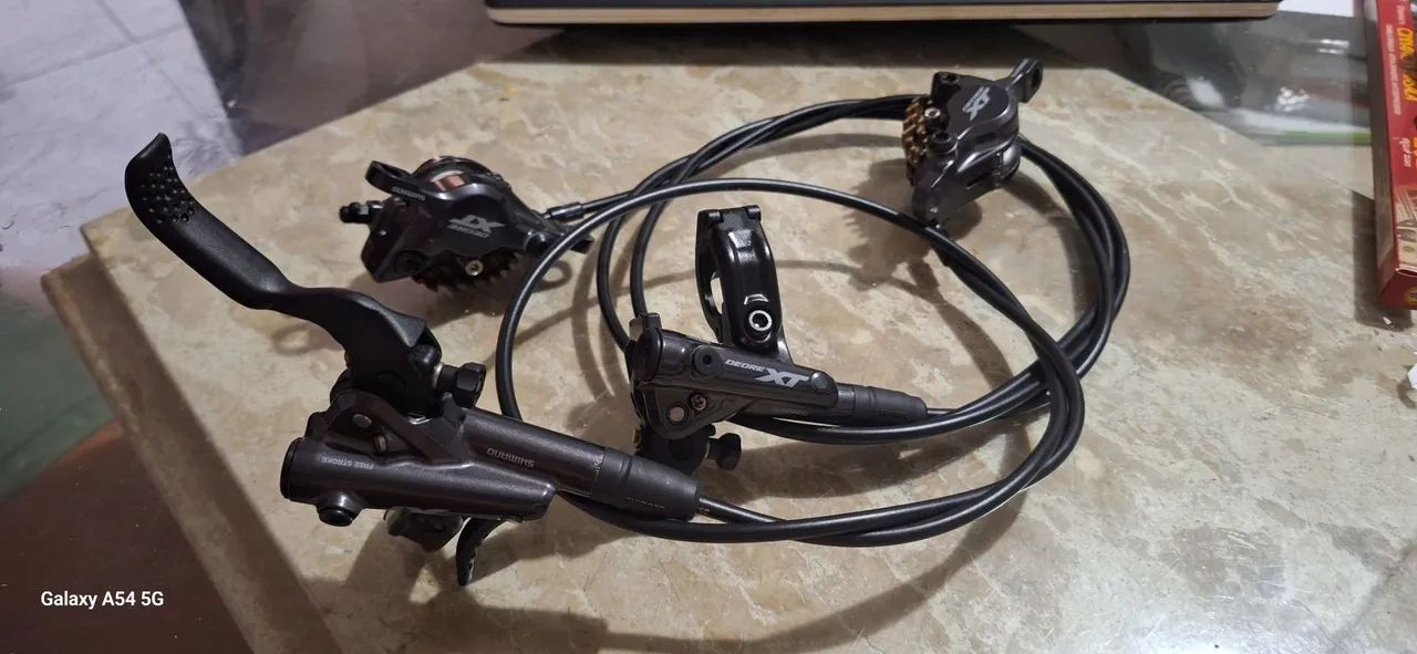 Freio hidraulico shimano xt m8100