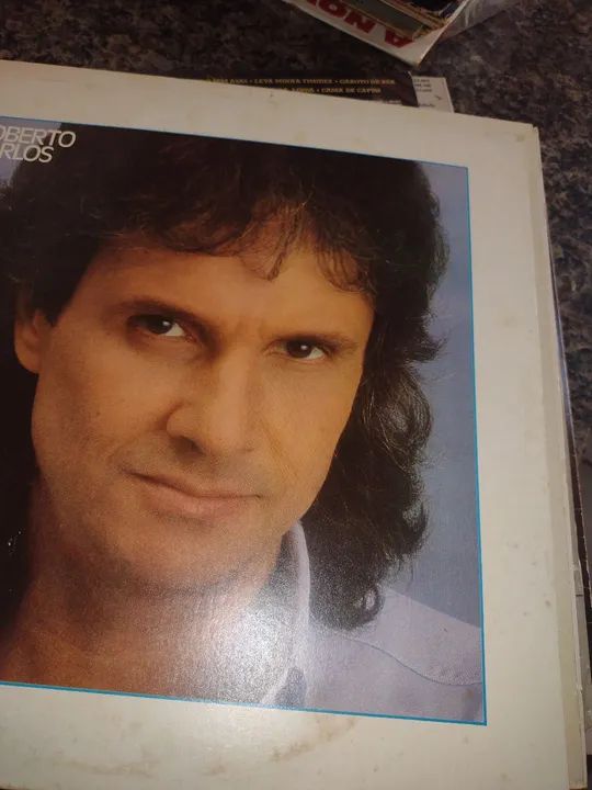 Discos de vinil 20 reais cada  - Foto 2