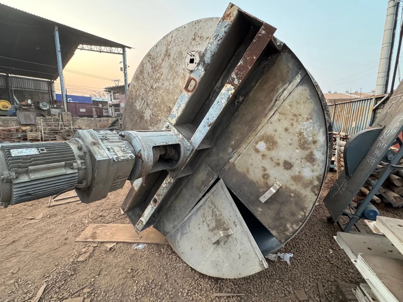 Tanque de mistura industrial 12.000 L - inox ( Oportunidade! - Foto 2