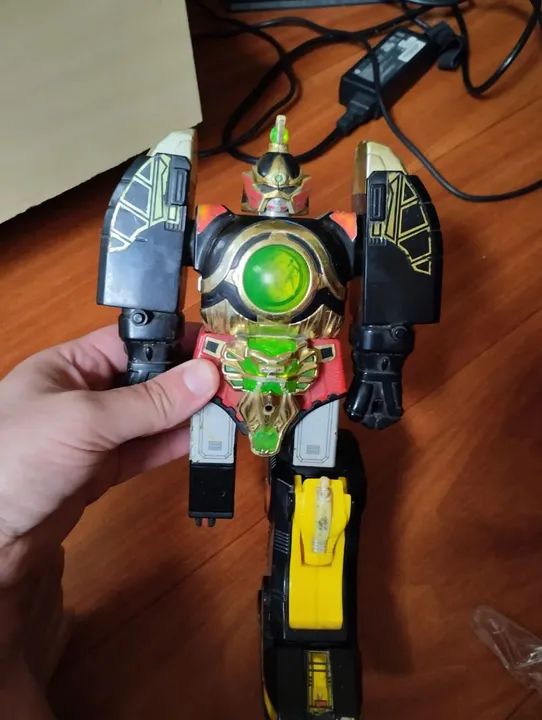 Robô tunder megazord