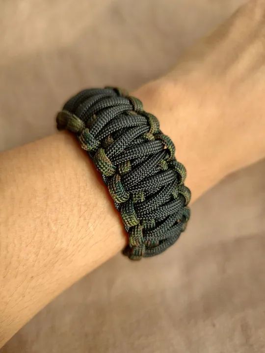 Bracelete de Paracord 550 Modelo King Cobra - Cores Customizáveis! Feito sob medida