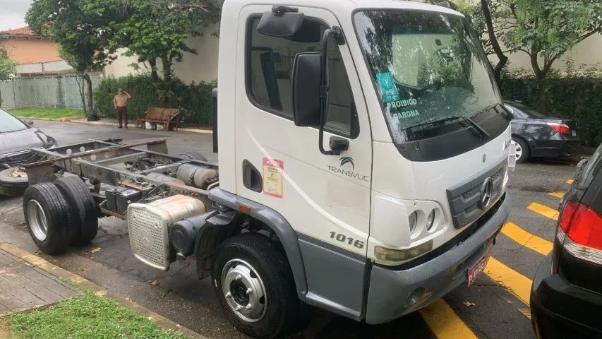 MB ACCELO 1015 / 2015  - Foto 2