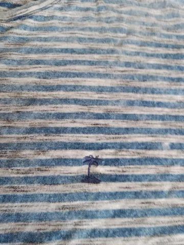 Camiseta Alan Delon.     P  veste M  - Foto 3