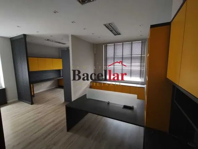 Sala comercial Centro 2 min Fórum RJ
