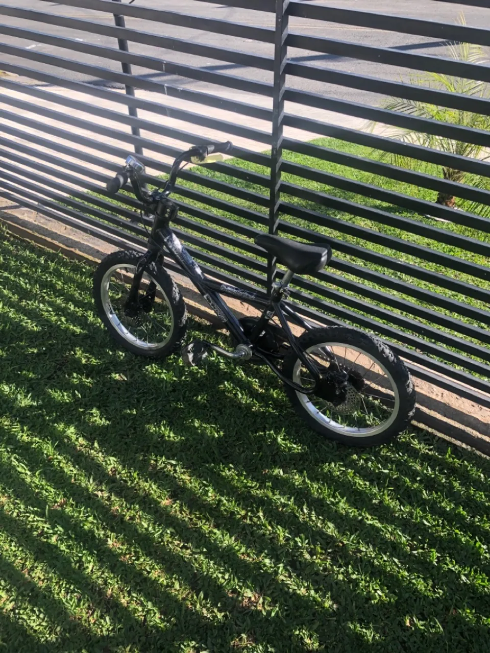 Bicicleta Infantil Aro 16 com freio a disco