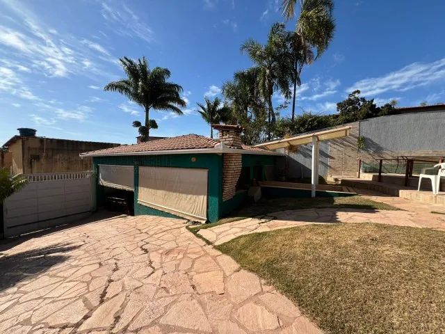 Vendo excelente casa ESCRITURADA com lazer completo na Colônia Agrícola Samambaia - Foto 4