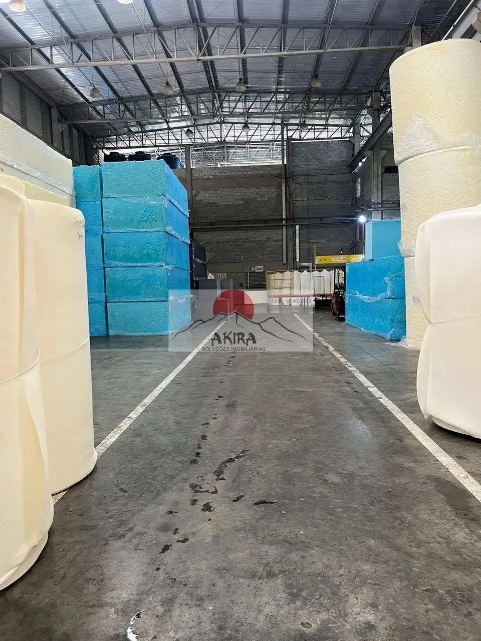 Alugo galpão 2.000 m² c ponte rolante cab primária 1.000 kva - Foto 2
