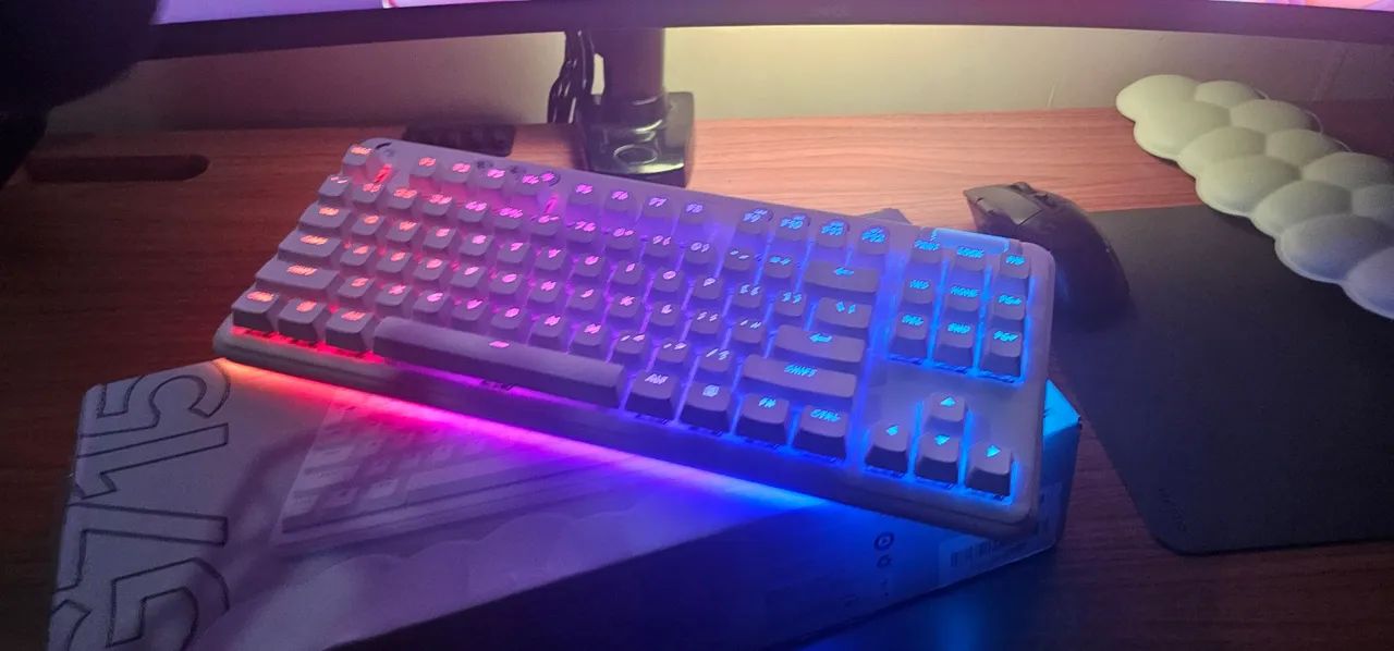 Teclado Logitech G715 - Foto 2