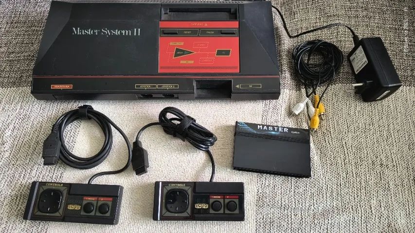 Master System 2 Tec Toy com 2 controles originais + Everdrive c/todos os jogos + brinde